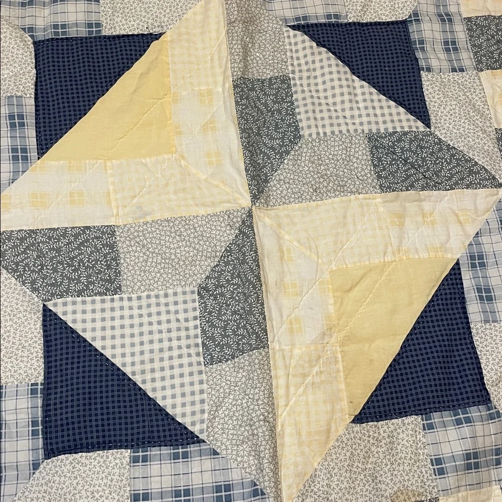 Pieced quilt